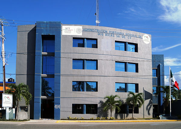 El Lic. Miguel Ángel Servín Hernández, es nombrado Director General de API Dos Bocas